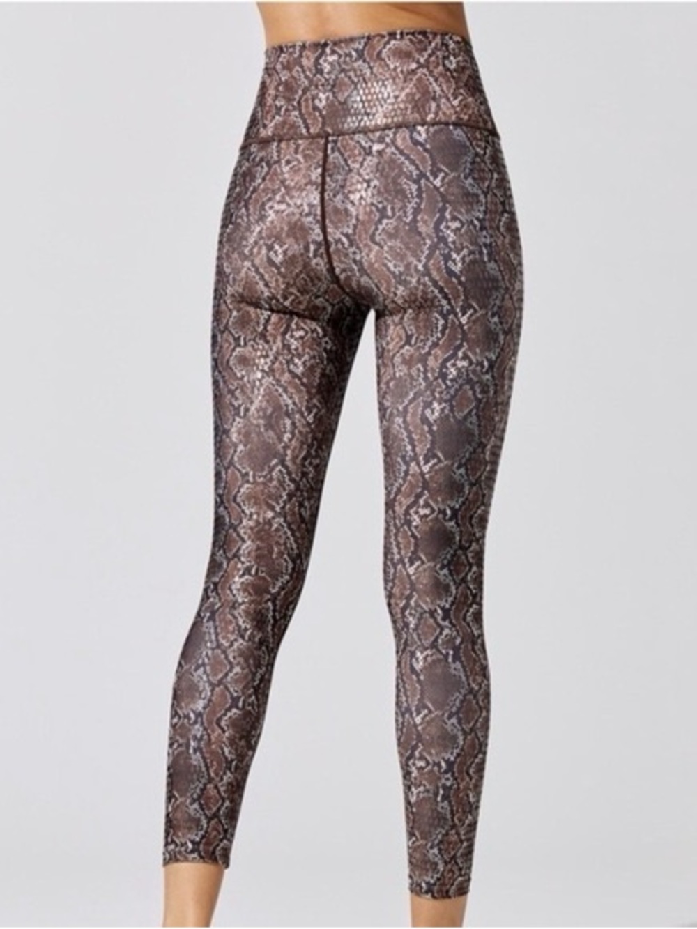 Carbon38 Printed High Rise 7/8 Legging in True Snake Size Medium - Picture 2 of 7